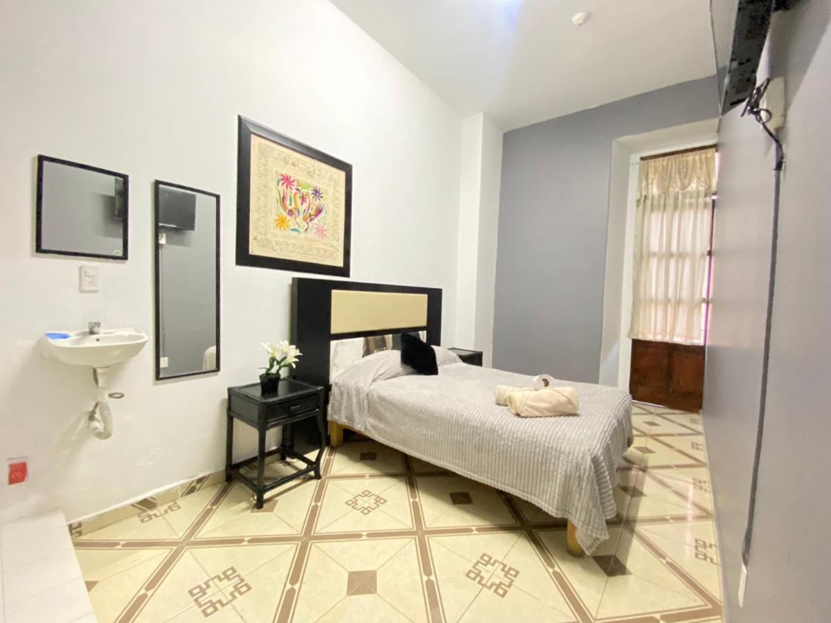 Alto Hostel Kota Meksiko Bagian luar foto