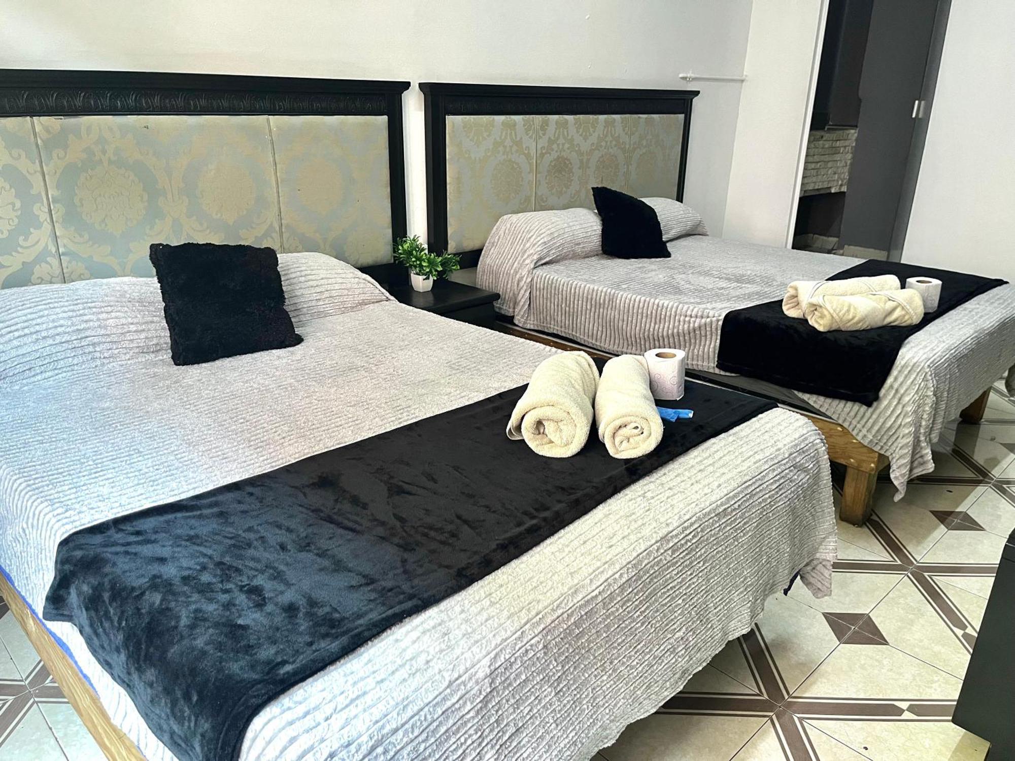 Alto Hostel Kota Meksiko Bagian luar foto